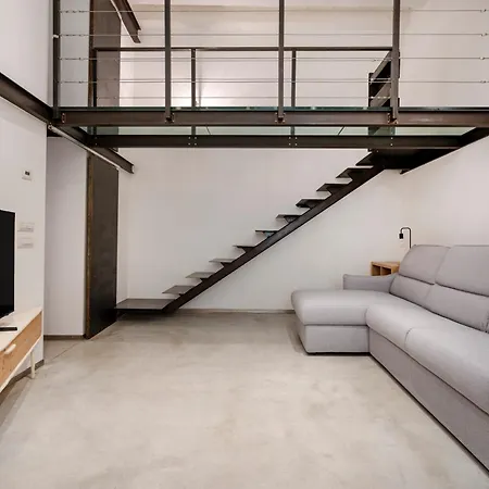 Palazzo D'amelj Elegant Modern Loft 巴里